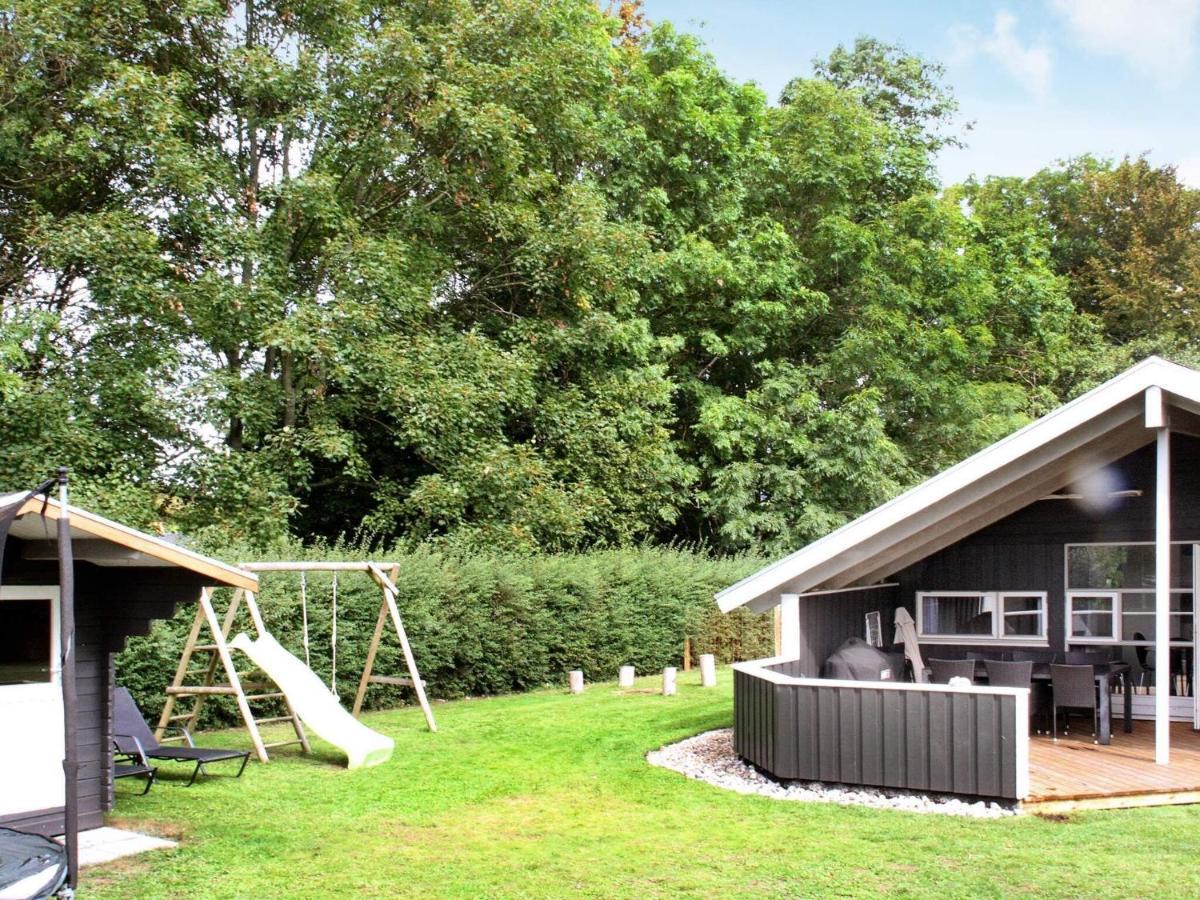 Four-Bedroom Holiday Home In Sydals 4 Vibøge Exterior foto